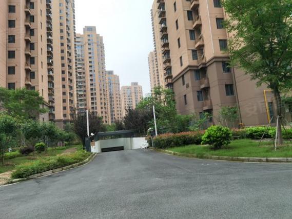 采香三村优点,不足,苏州采香三村怎么样,采香三村周边房产中介经纪人